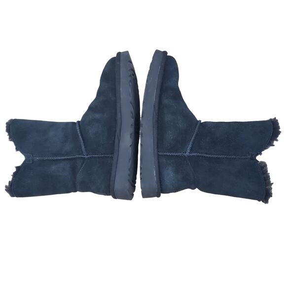 UGG Constantine Genuine Lamb Shearling Black Lace Up Boots Women's Size 6 US - Picture 16 of 16